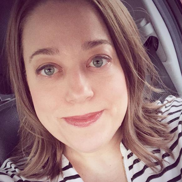 Meet your Posher, Andrea - Picture 1 of 1